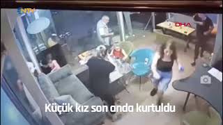 NTV | Küçük kız son anda kurtuldu