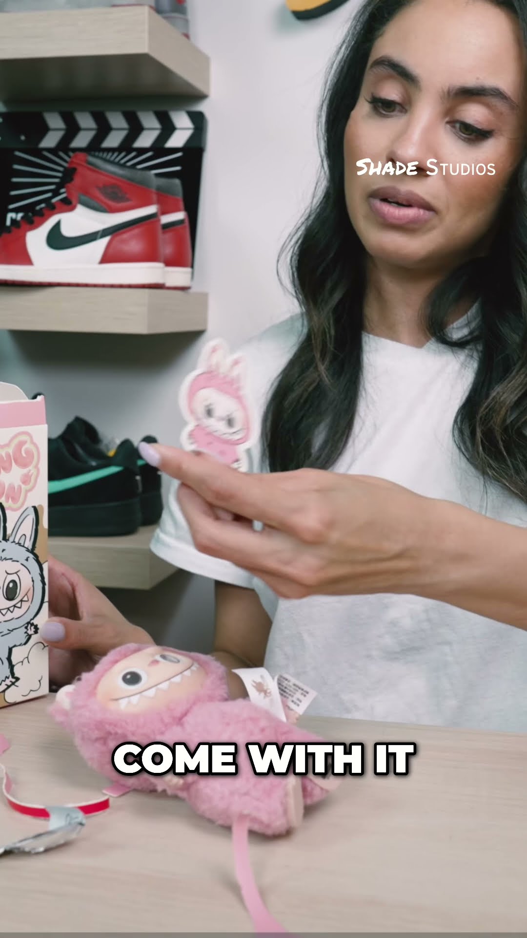 ラブブ Lychee Berry Unboxing the Lychee Berry LABUBU from PopMart: The Cutest