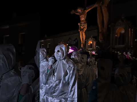 Último encuentro entre el Cristo de la Ilusión y la Virgen de la Esperanza
