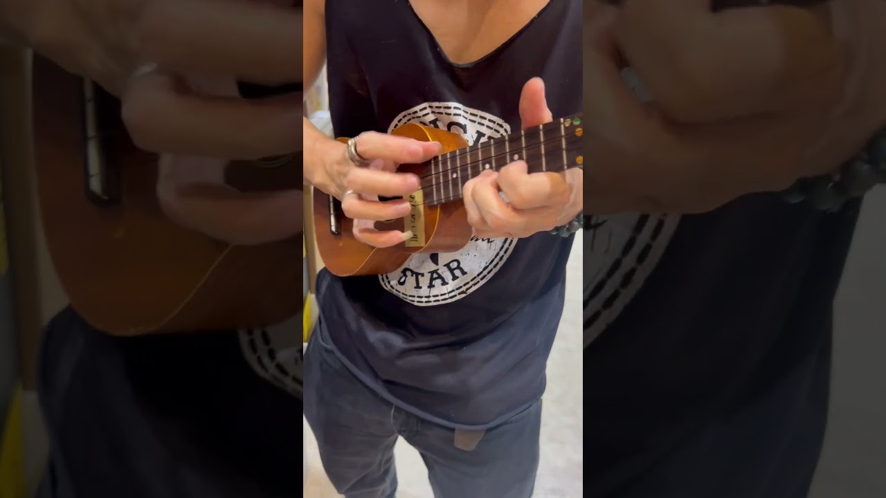 The worst Uke player in the world 