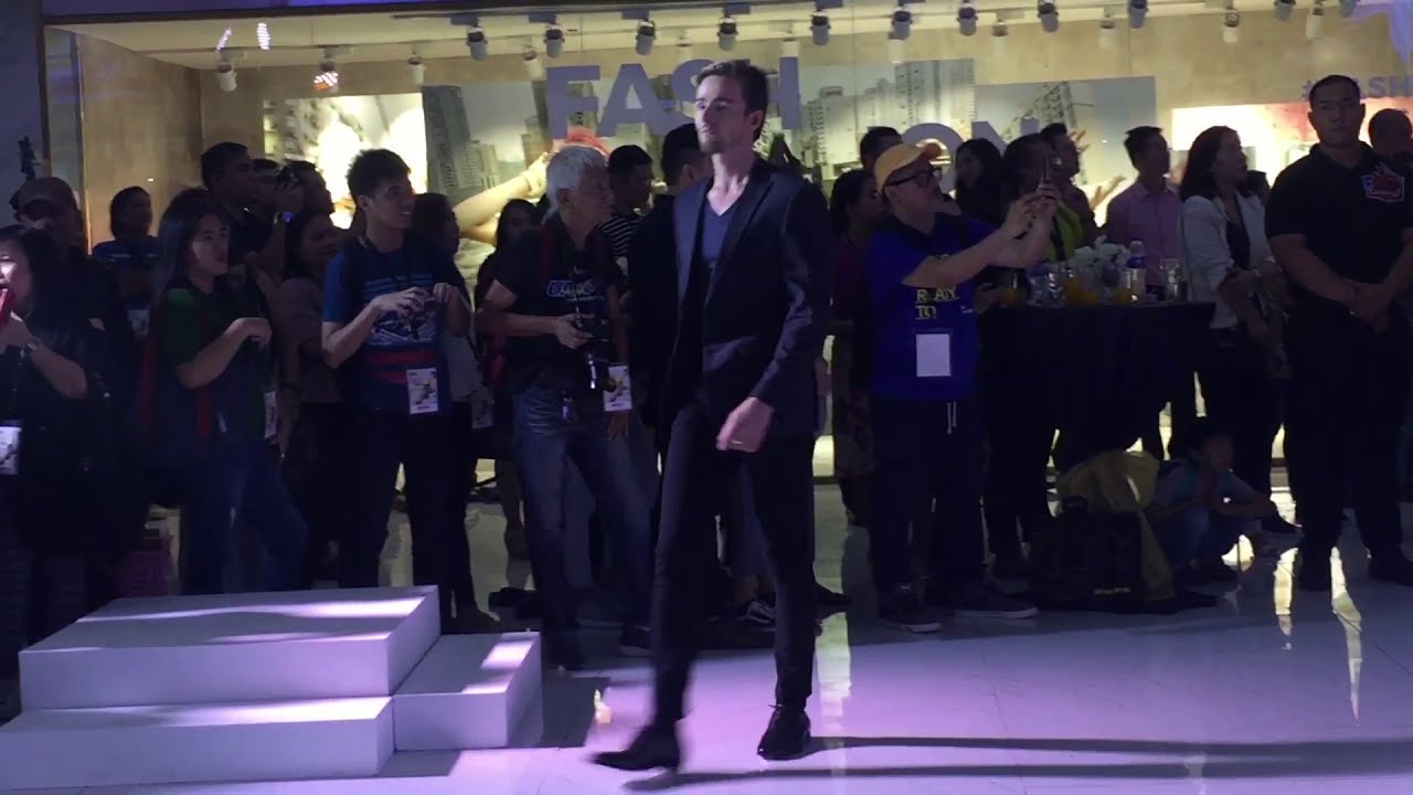 Piolo Pascual For Filgia Uomo Fashion Show (Part 2)