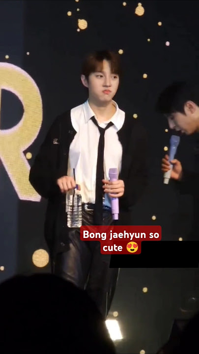 Bong jaehyun cute banget waktu kaget di suruh challenge wannabe dance 🥰 #bongjaehyun  #fanconcert