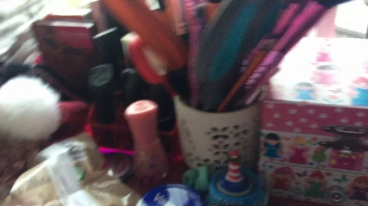 Lucy s.  Room.   Ture