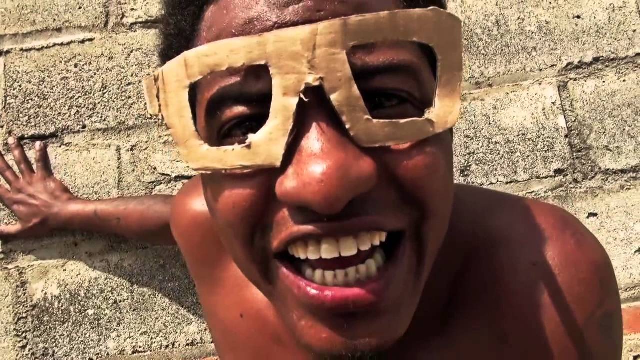 YouTube पर Systema Solar - La Rana (Video Oficial) देखें YouTube पर Systema Solar - La Rana (Video Oficial) देखें