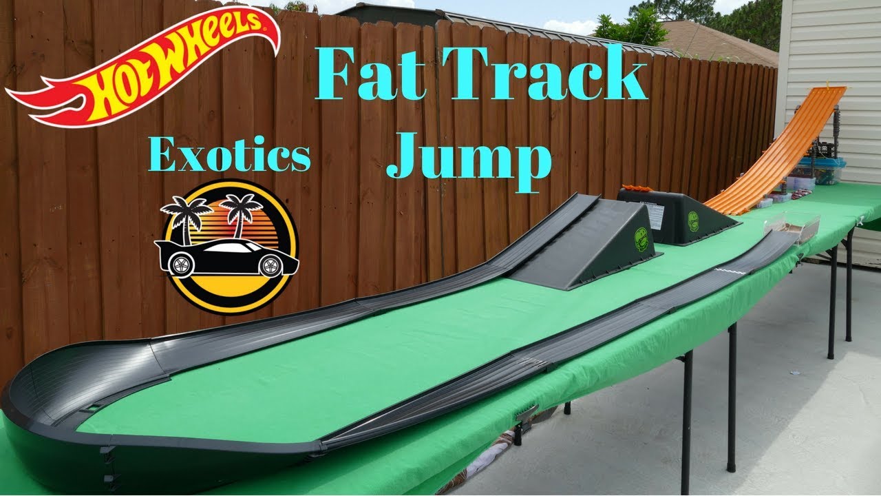 hot wheels fat track curve