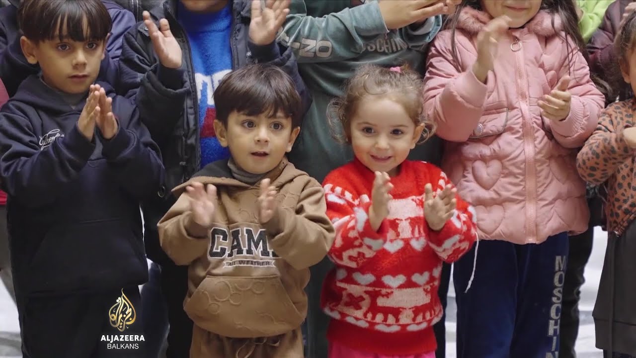 يخفف رواة القصص الفلسطينيون من معاناة أطفال غزة من خلال الترفيه.