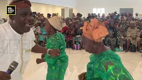 See How These Four Amazing Aged Co-wives Made Ooni of Ife's Queen Olori Temitope Speechless @ Palace