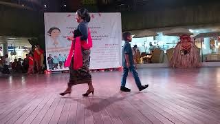 Lomba Fashion Show Busana Kartini Ibu dan Anak Dalam Rangka Memperingati Hari Kartini 2023(4)