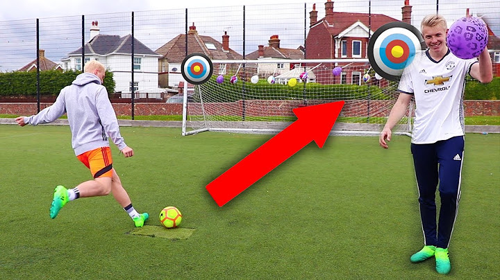 ULTIMATE FOOTBALL ACCURACY CHALLENGE | THEO VS CHARLIE #7