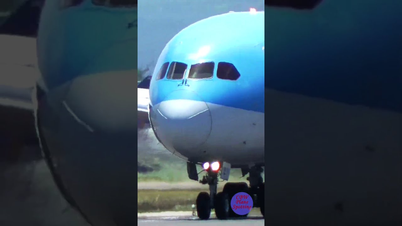 TUI BY854 G TUIL Boeing 787 9 Dreamliner Birmingham BHX To Montego Bay MBJ