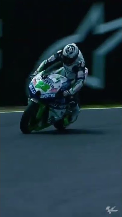 MotoGP hampir jatuh wow