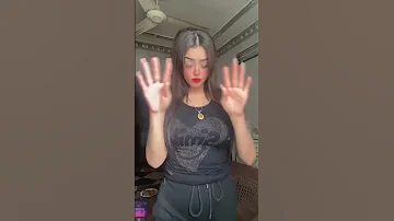 يا زارع وردة بيشبهلك انا سامع صوتي بيندهلك 