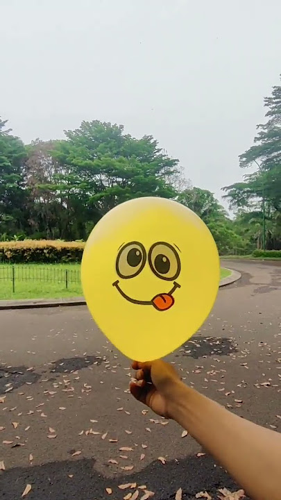 Balloon kuning terbang lagi#balloon #asmrballoon #viral