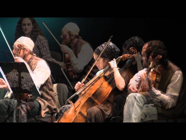 Al Firdaus Ensemble - Atainaka bil Faqri (Medina Elvira)| (فرقة الفردوس - أتيناك بالفقر(حفلة class=