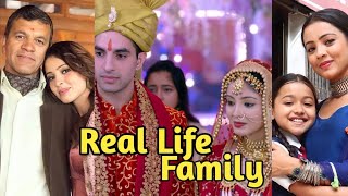 Popular Star Life Actress Richa Rathore (Nandini) And Her Real Life Family