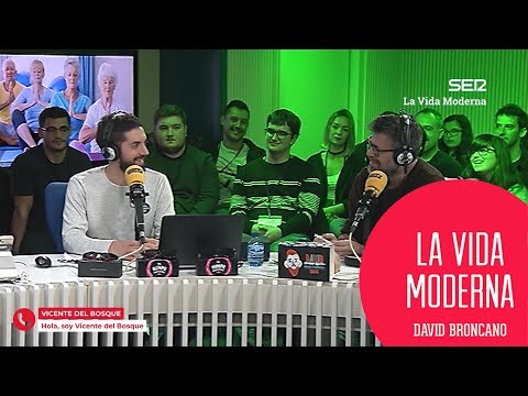 La nueva vida de Vicente del Bosque: el cuidado de su hijo con síndrome de Down, sus proyectos en una fundación y su «sueldo de jubilado»