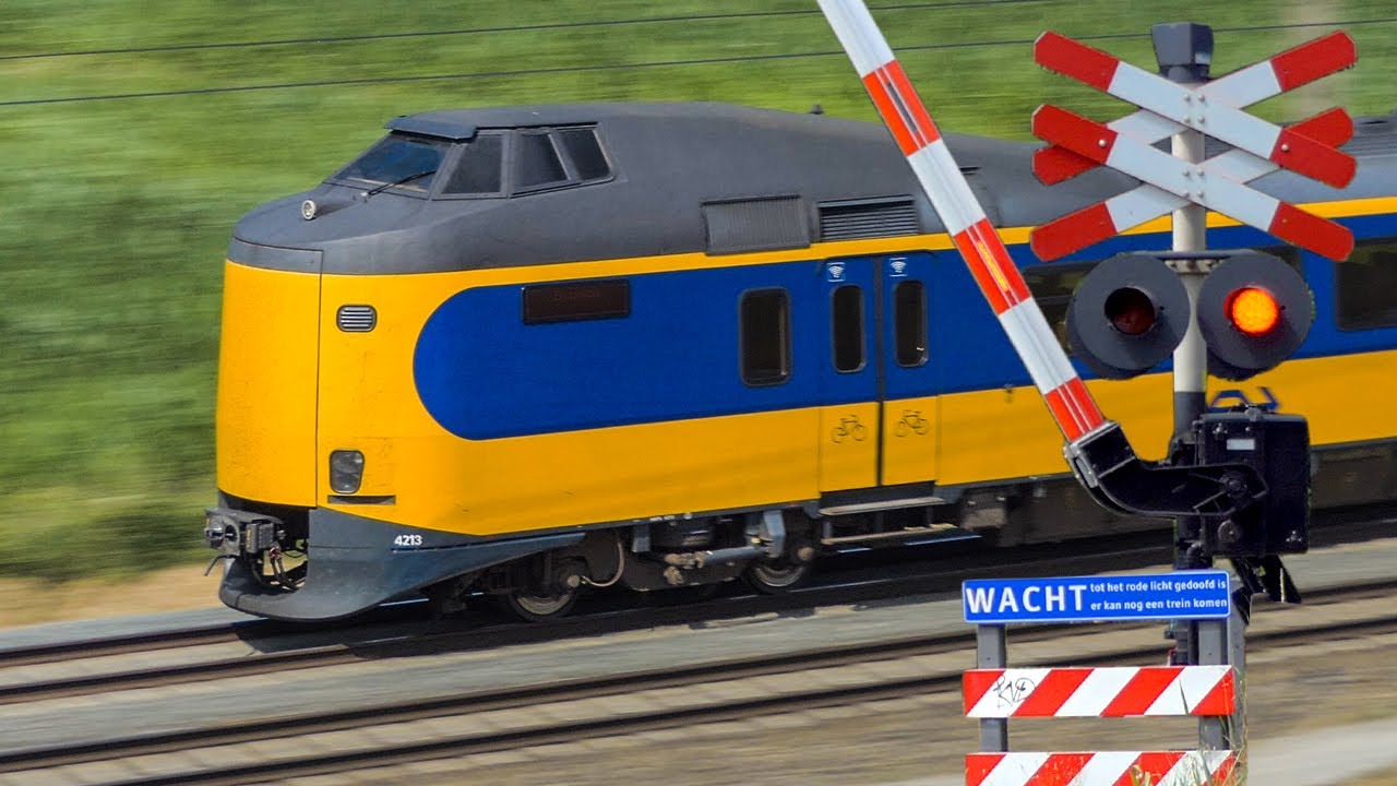 Поезда в Нидерландах (Энсхеде)