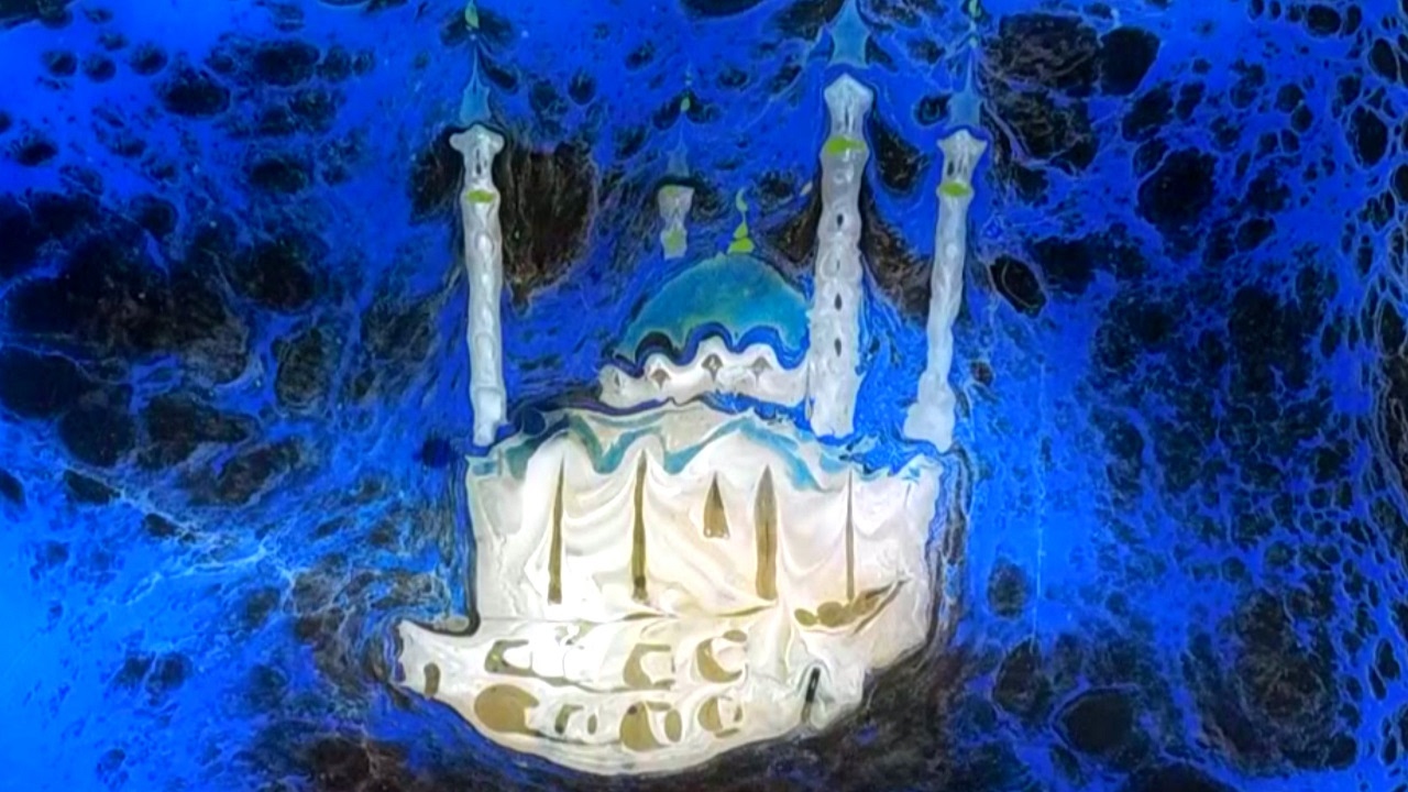 Ebru painting on water the Kul Sharif Mosque in ebru style with  art paints factory Capitello