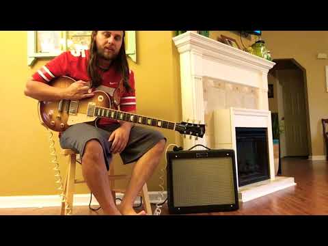 Fender Blues Junior IV - Gear Review - Les Paul - Strat