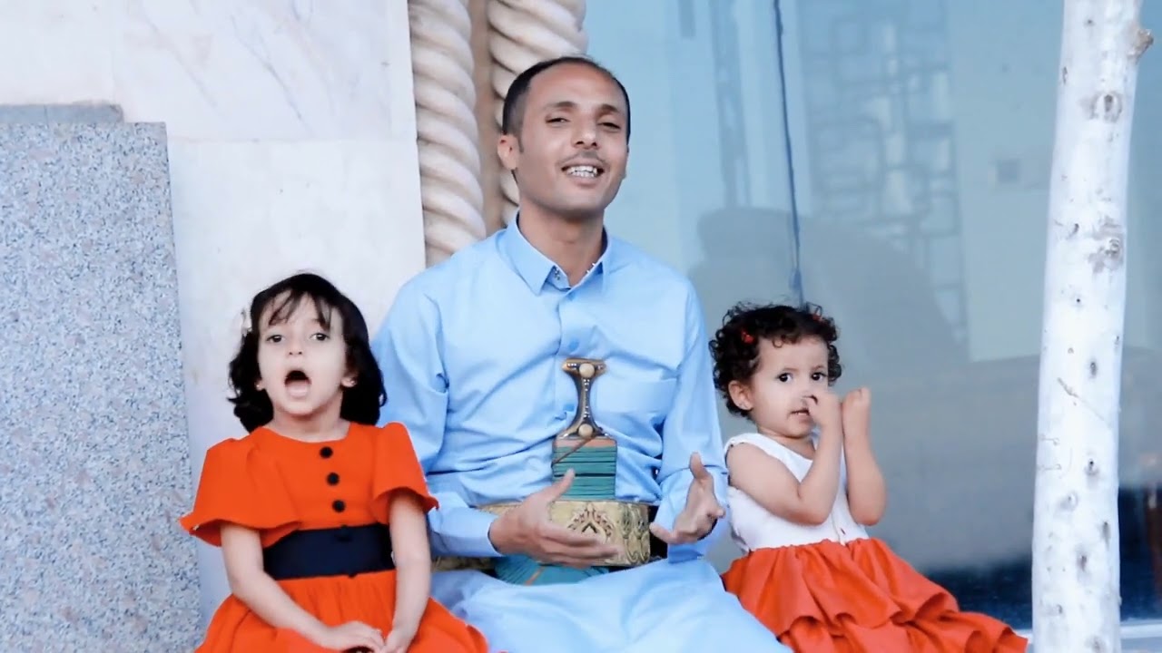 نشيد قمر(صلى الله عليه وسلم)|| مع الطفلة المبدعة نور جلال