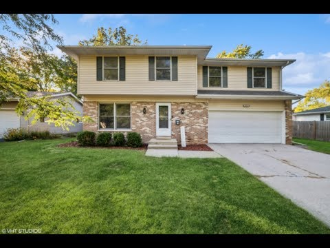 1717 Judy Lane, DeKalb, IL home video tour