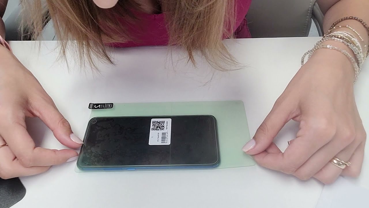 Instrukcja montażu folii hydrożelowej na smartonie