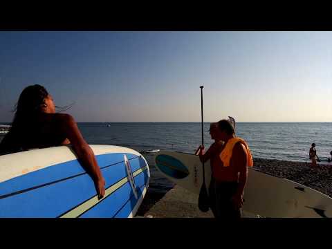 Wideo: Zarezerwuj Swoją Następną Wycieczkę Przygodową (w Tym Surfing) Z Honula