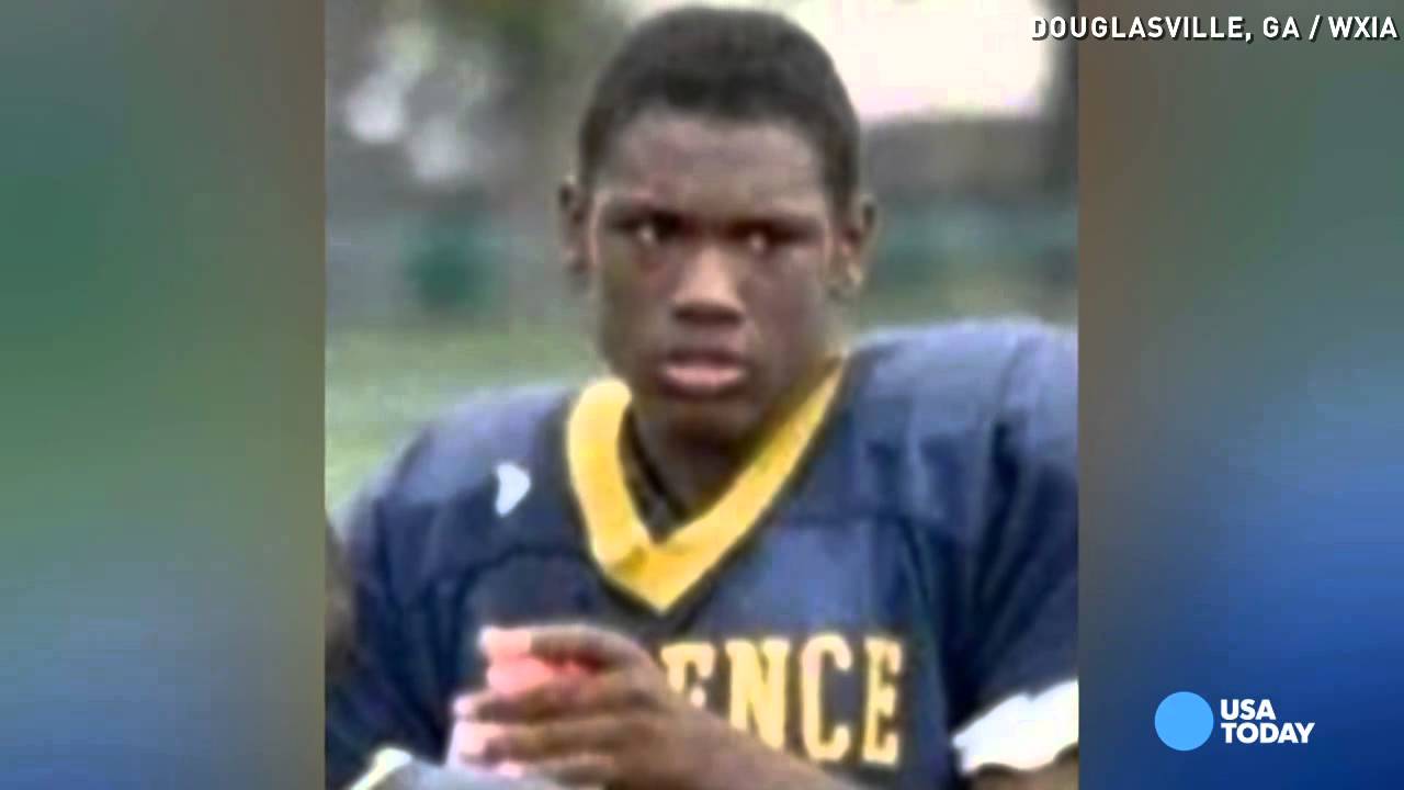 High School Football Player Dies From Drinking Too Much Water High School Football Player Dies From Drinking Too Much Water