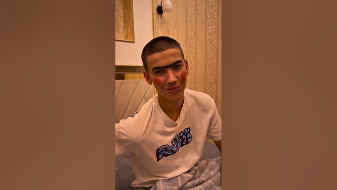 Roma Bukinam bilan jinsiy aloqa