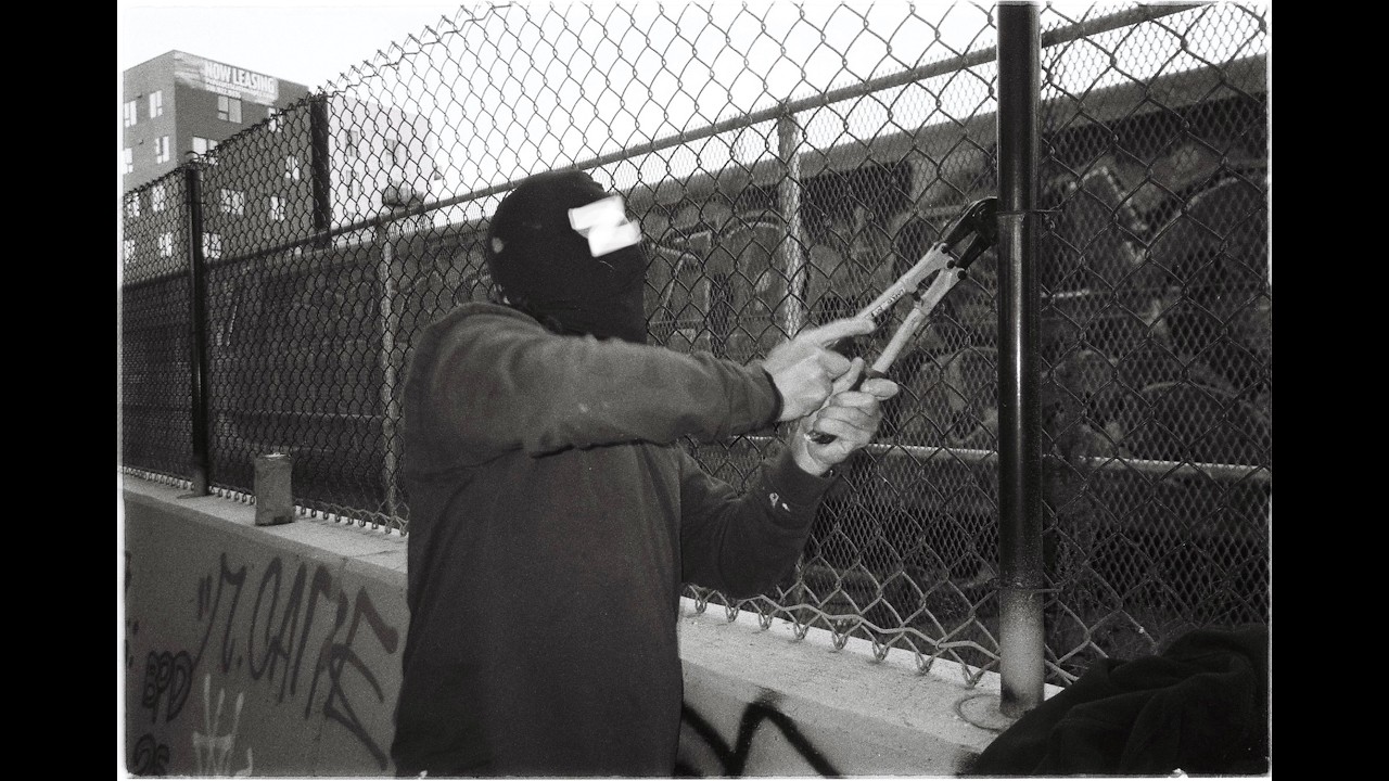 MES LORDS TWB w EXEL LOL Analog photos with Ricoh GR1.