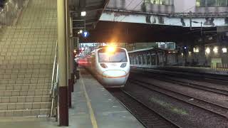 (春節列車實況)110年2月10日4232次500型樹林進站+出站 436次加班車太魯閣號樹林進站