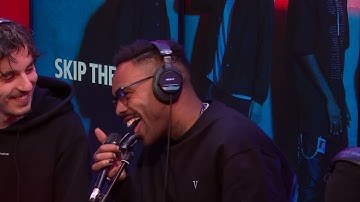 LIVE - Skip The Use interprète "Damn Cool" dans #LeDriveRTL2 (24/01/23)