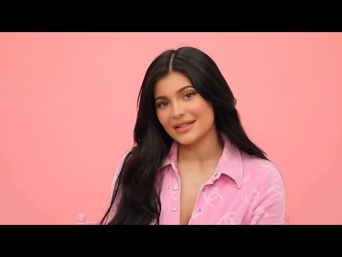 Kylie Jenner | My Christmas Collection 2019 | Kylie Cosmetics. 