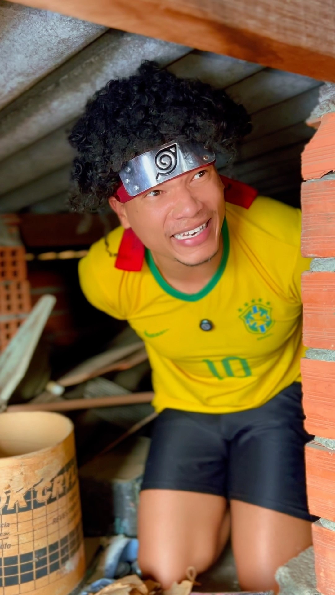 QUANDO A VOVÓ CHEGA NA HORA CERTA ? #shorts