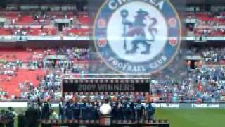 Chelsea lifting Community Shield 2009
