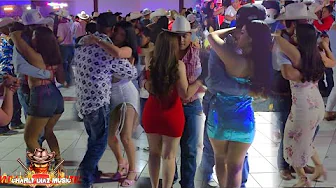 La pura verdura del caldo en el baile al millonsote Chihuahua eres unico!