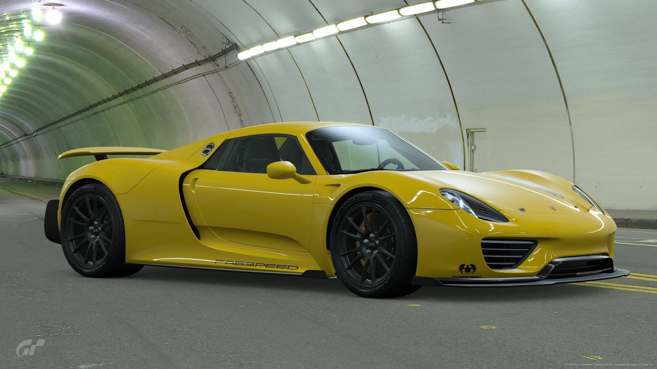 Gran Turismo® 7 25th PS4 Pro, Customer Service: 918 Spyder (WB