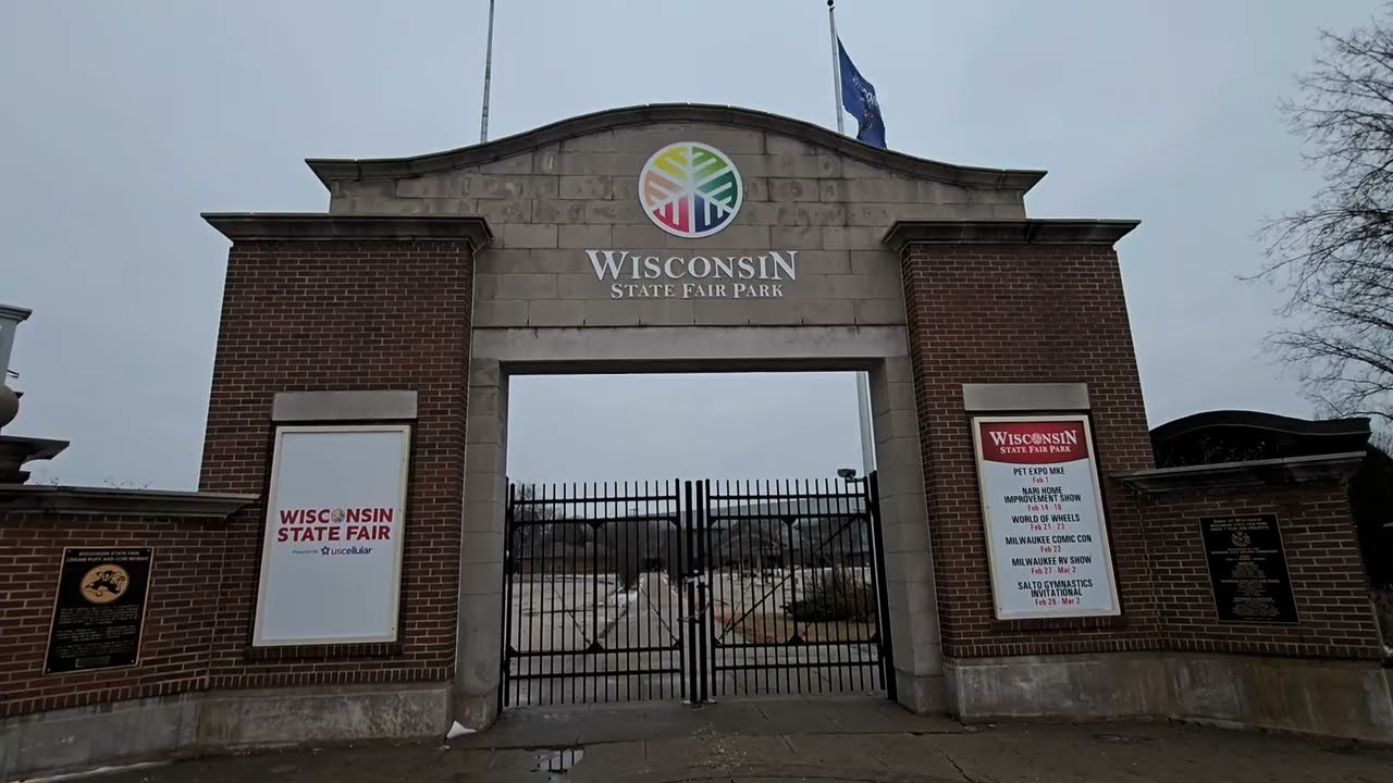 Downtown West Allis Wisconsin Walk