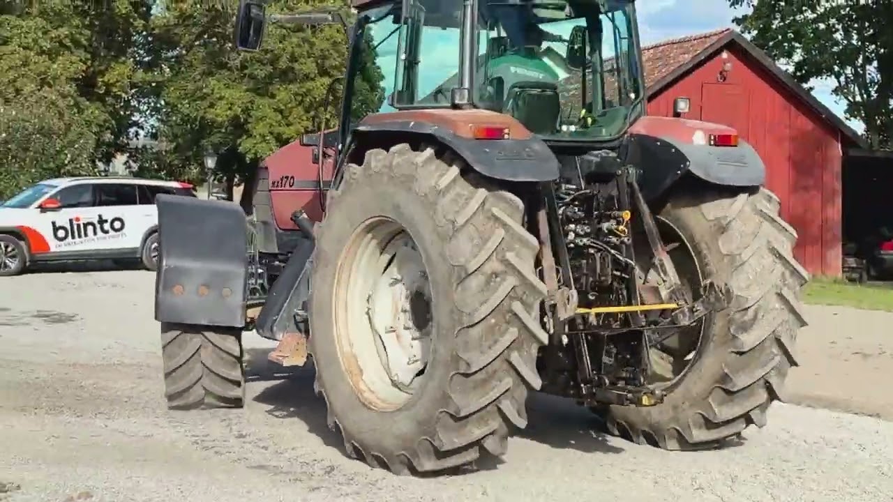 Traktor med frontlyft CASE IH MAXXUM MX170