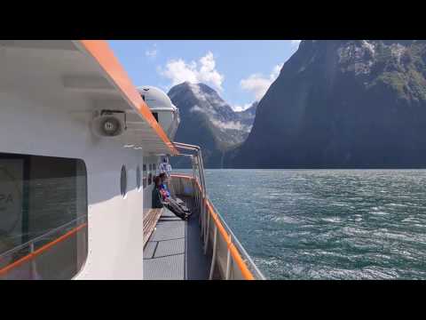 Milford Sound – Scenery During the Cruise