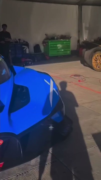 Bugatti bolide at Adelaide motorsport festival 2025 bolide Bugatti Adelaide tracktime car