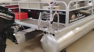 2025 Sun Tracker Party Barge 16 Dlx