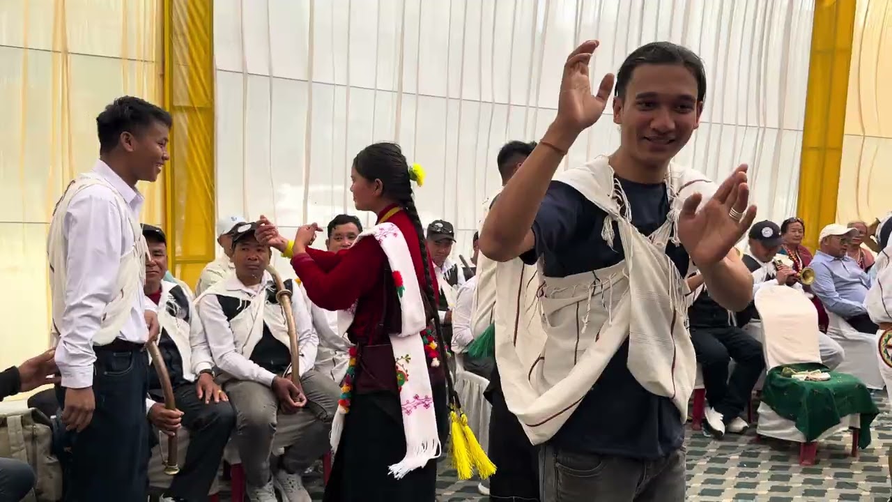 चित्रेलि मगर नौमति बाजा बुटवल मा धमका गर्दै 