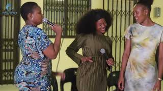 Itende - nobamba kalula indlela by Mangobe 