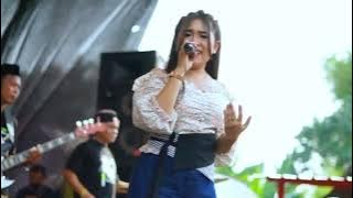 KECEWA (iis Dahlia)  LIVE MUSIC