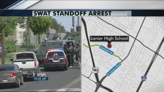 Suspect in custody after standoff in North Austin