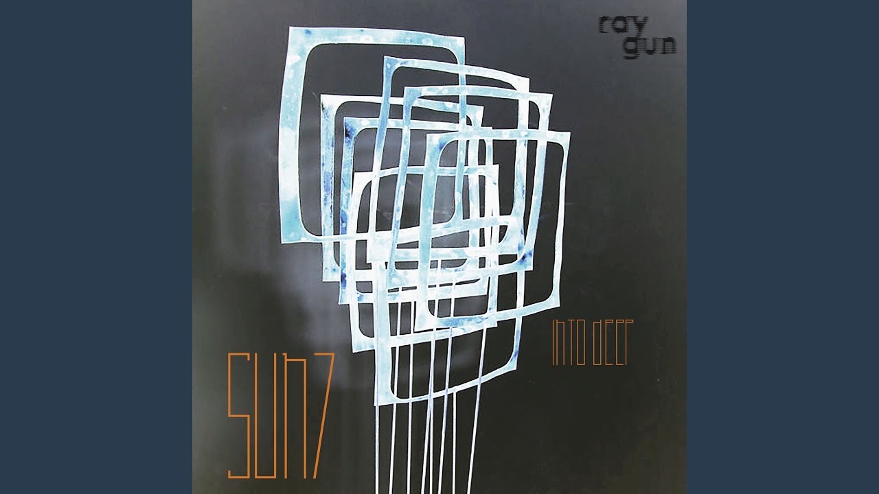 Watch La Calvert on YouTube Watch La Calvert on YouTube