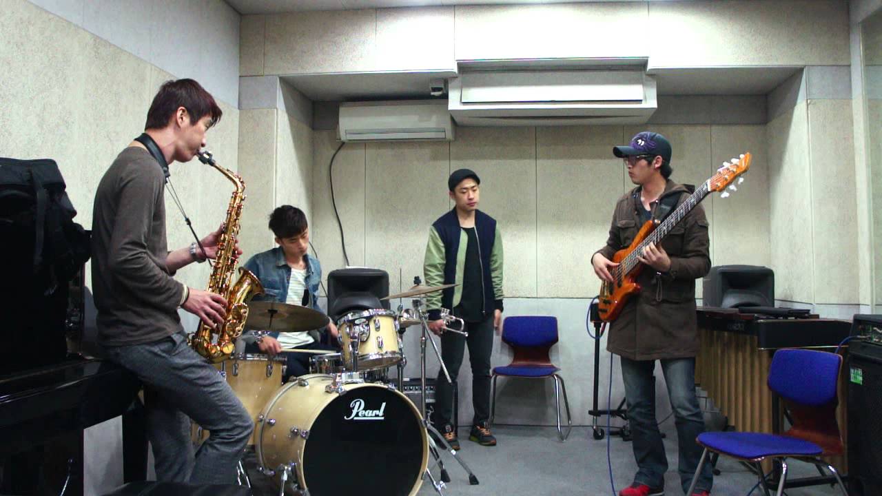 Brass band 'wind beat' YouTube