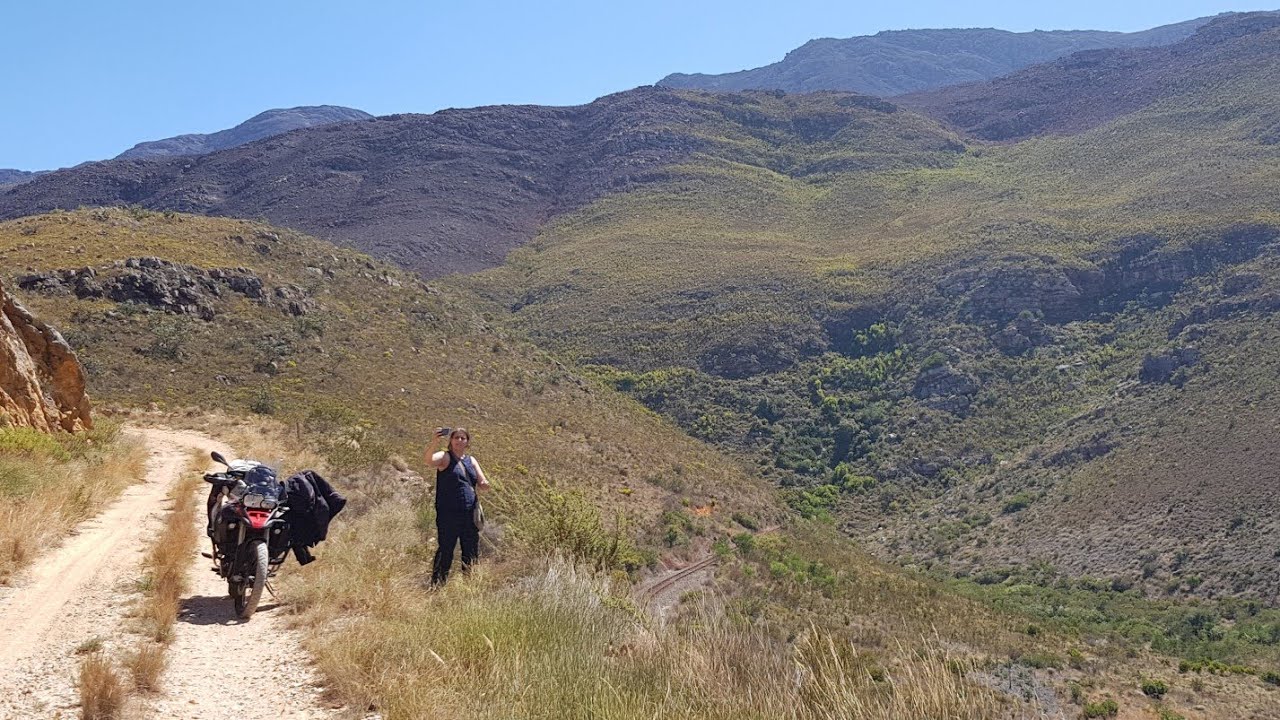 Old Houwhoek Pass Uphill by Motorbike