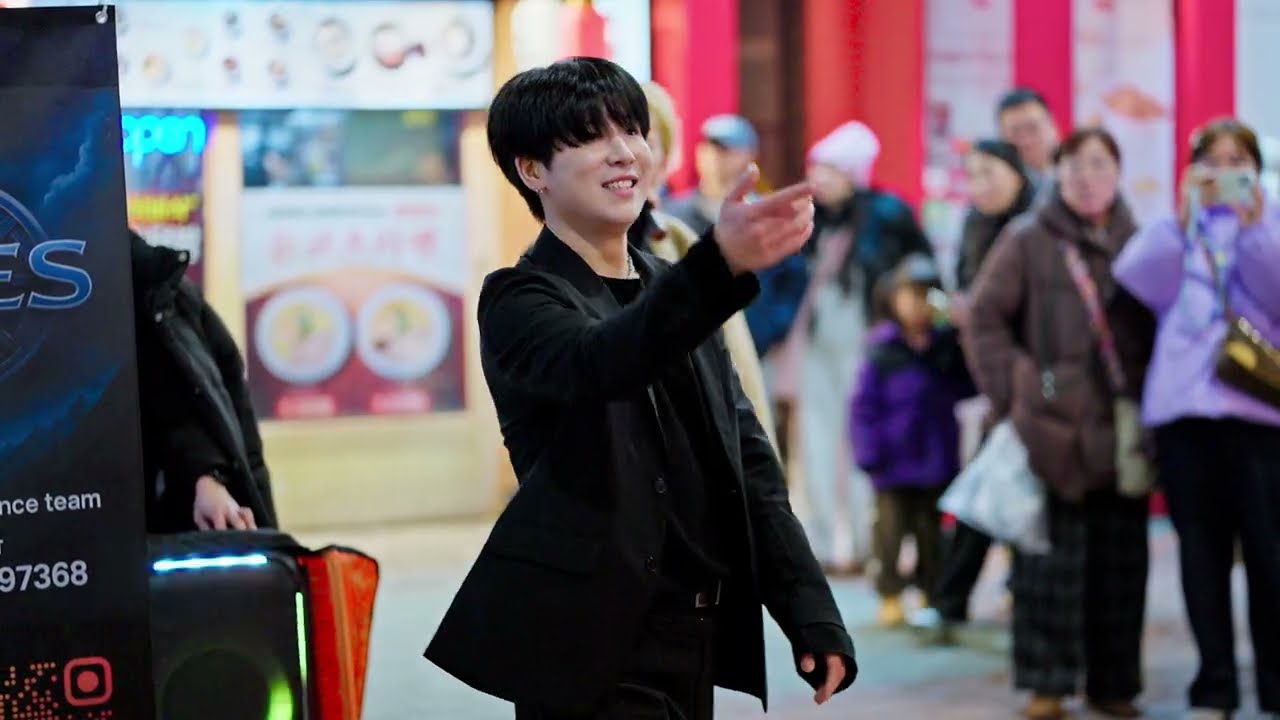 CLAP(박수) _ 댄스팀 아레스 _ 홍대 댄스 버스킹 _ 26-02-12 _ kpop dance in public